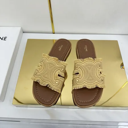 セリーヌ スリッパ