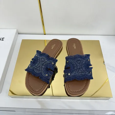 セリーヌ スリッパ