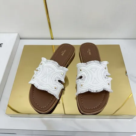 セリーヌ スリッパ