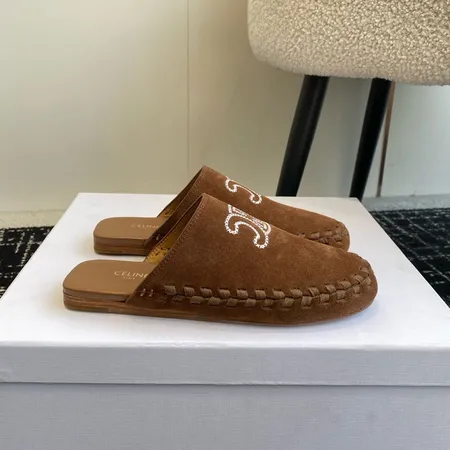 セリーヌ スリッパ