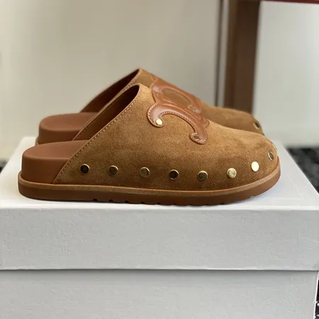 セリーヌ スリッパ