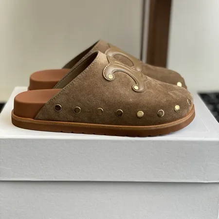 セリーヌ スリッパ