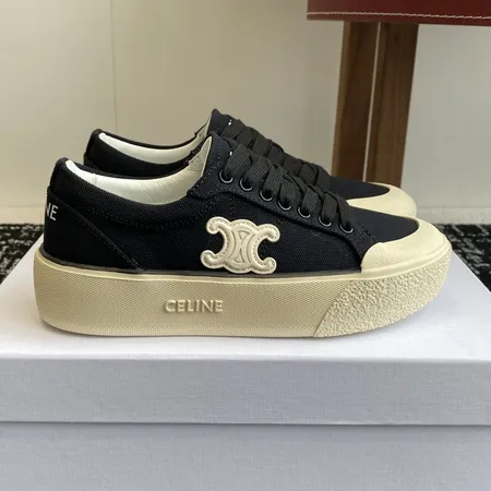 セリーヌ カジュアルシューズ