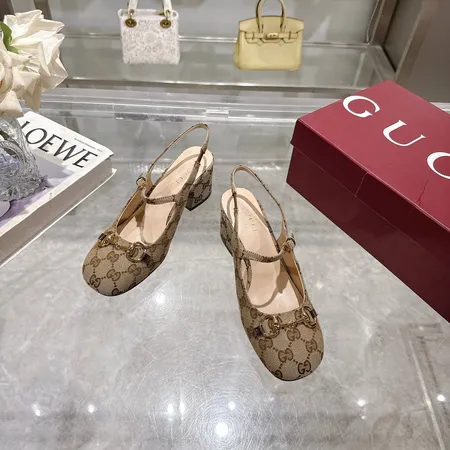 グッチ サンダル