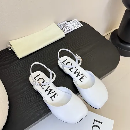 ロエベ サンダル