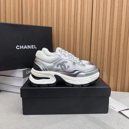 シャネル スニーカー