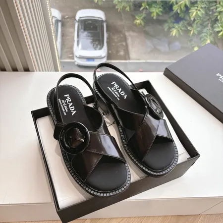 プラダ サンダル