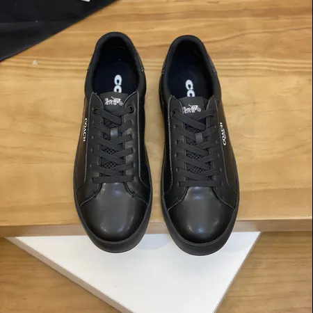 コーチ カジュアルシューズ