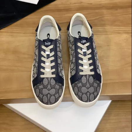 コーチ カジュアルシューズ