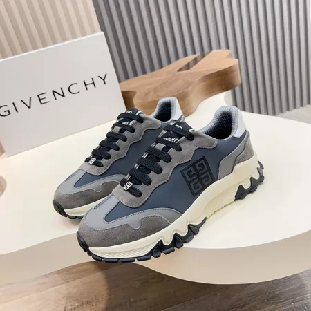 ジバンシィ スニーカー