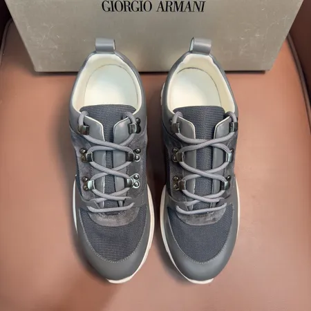 アルマーニ スニーカー