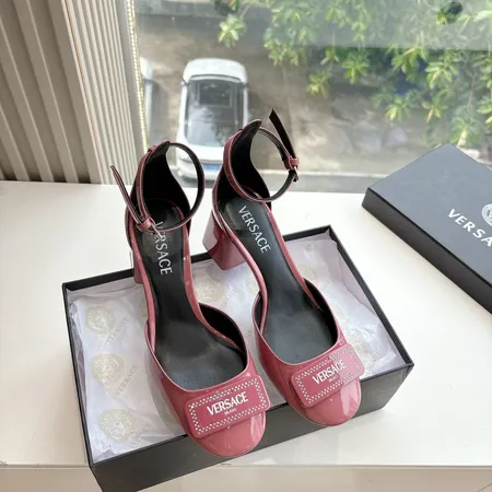 ヴェルサーチ サンダル