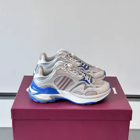 グッチ スニーカー