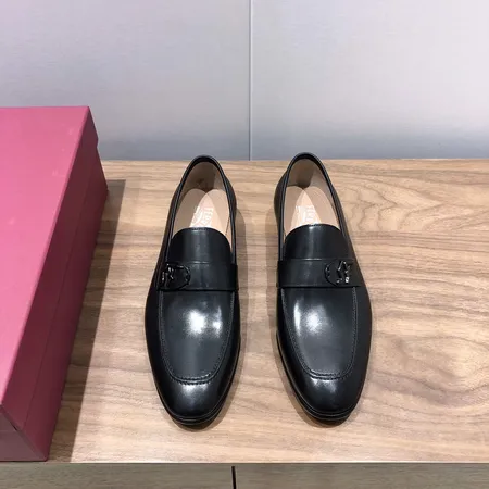 フェラガモ ビジネスシューズ