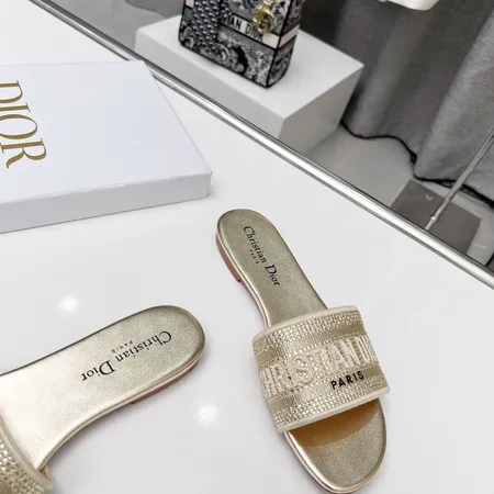 ディオール スリッパ