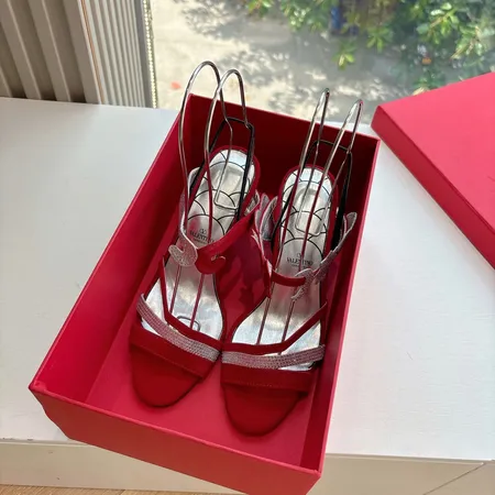 ヴァレンティノ サンダル