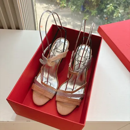 ヴァレンティノ サンダル