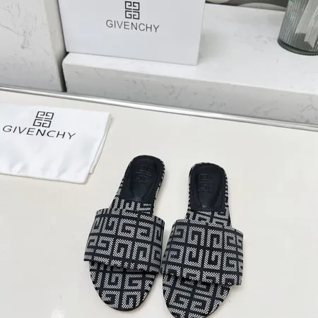 ジバンシィ スリッパ