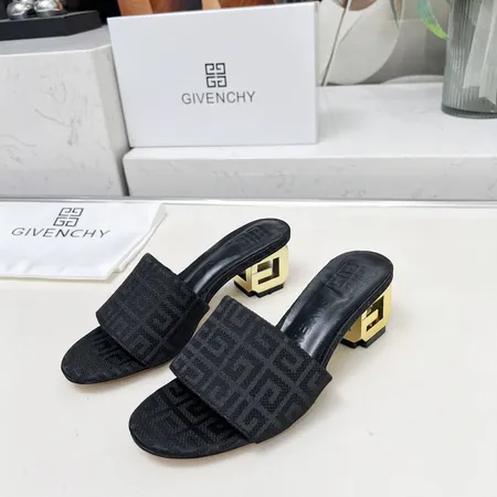 ジバンシィ スリッパ