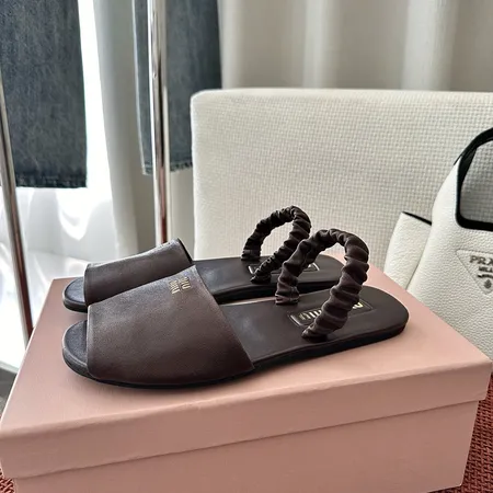 ミュウミュウ サンダル