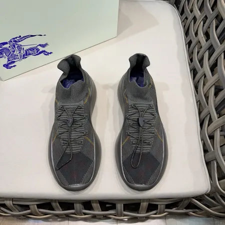 バーバリー ス スニーカー