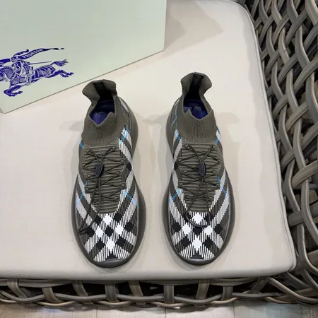 バーバリー ス スニーカー