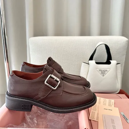 ミュウミュウ ビジネスシューズ