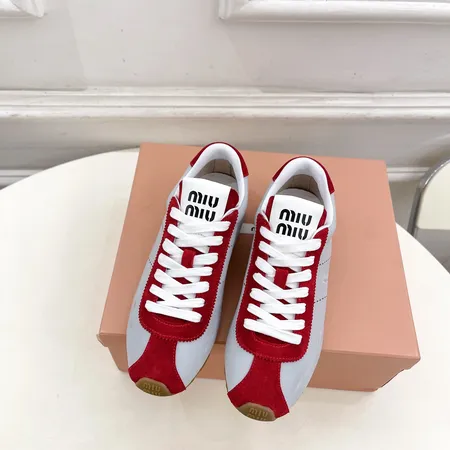 ミュウミュウ カジュアルシューズ