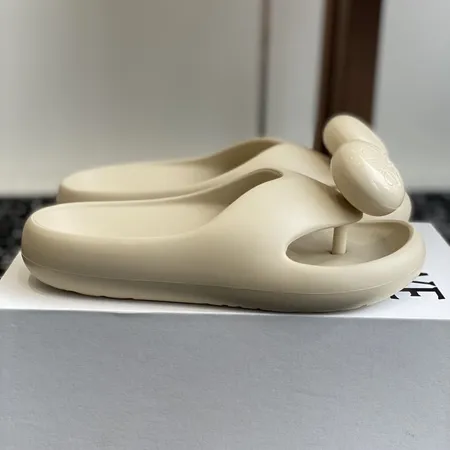 ロエベ スリッパ