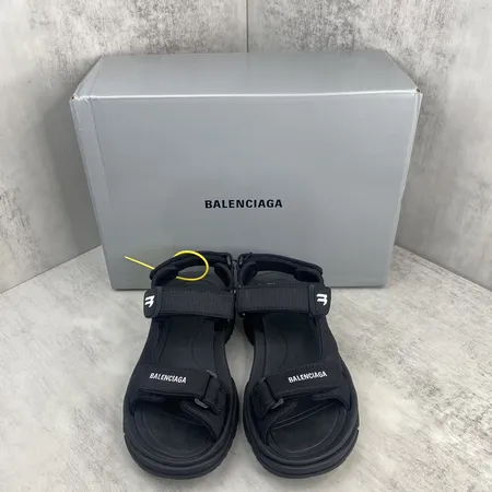 バレンシアガ サンダル