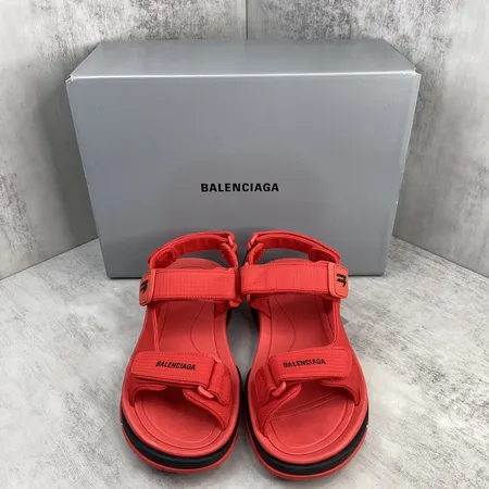 バレンシアガ サンダル