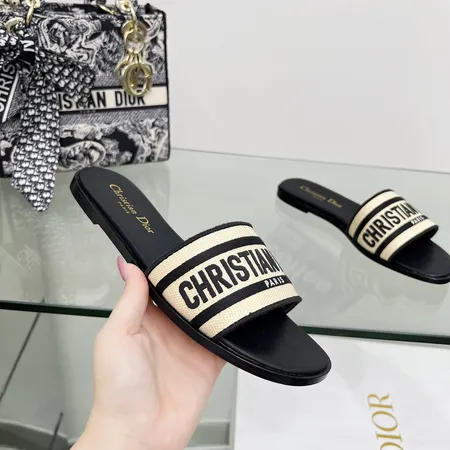 ディオール スリッパ