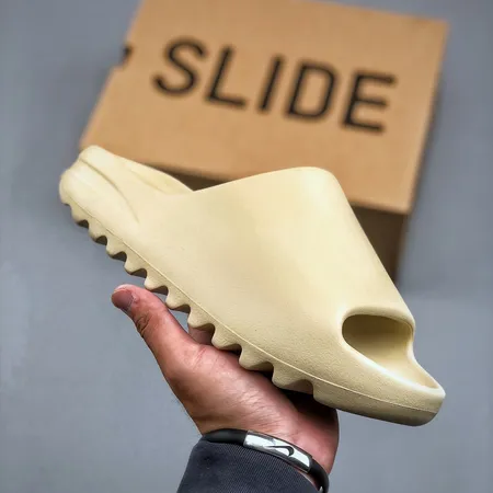 アディダス スリッパ