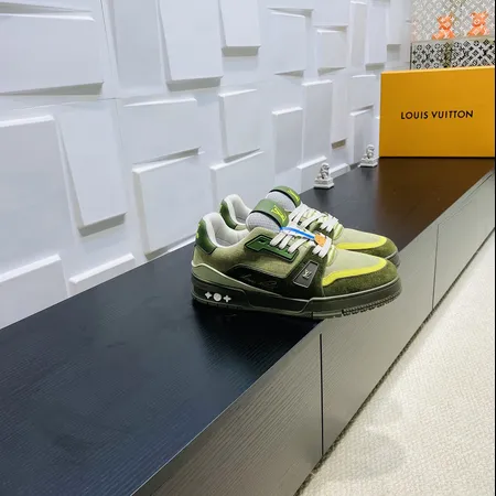 ルイヴィトン カジュアルシューズ