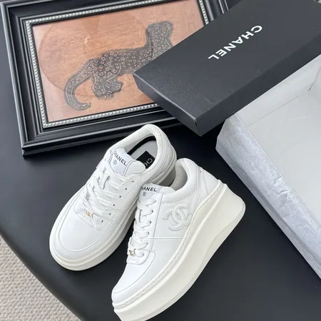 シャネル カジュアルシューズ