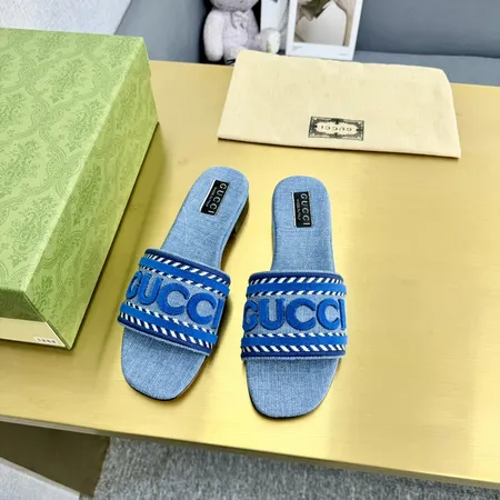 グッチ スリッパ