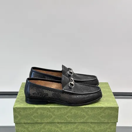 グッチ ビジネスシューズ