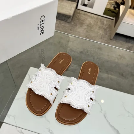 セリーヌ スリッパ