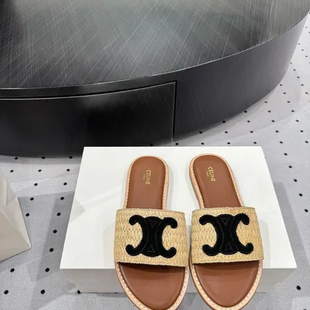 セリーヌ スリッパ