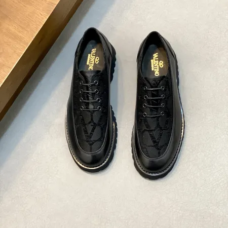 ヴァレンティノ ビジネスシューズ