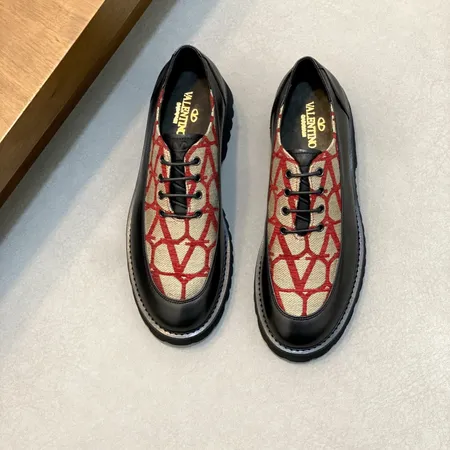 ヴァレンティノ ビジネスシューズ