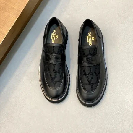 ヴァレンティノ ビジネスシューズ