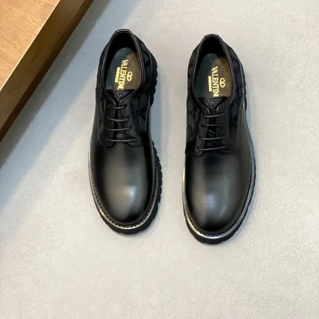 ヴァレンティノ ビジネスシューズ