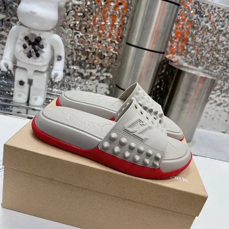 クリスチャン・ルブタン スリッパ