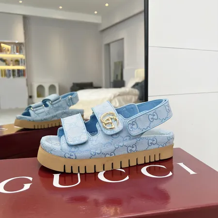 グッチ サンダル