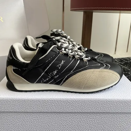 ディオール カジュアルシューズ