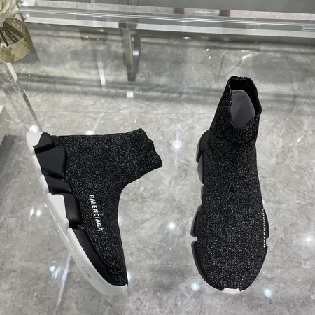 バレンシアガ スニーカー