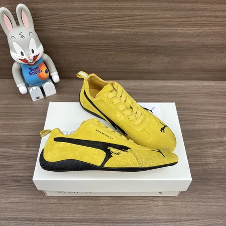 バレンシアガ カジュアルシューズ