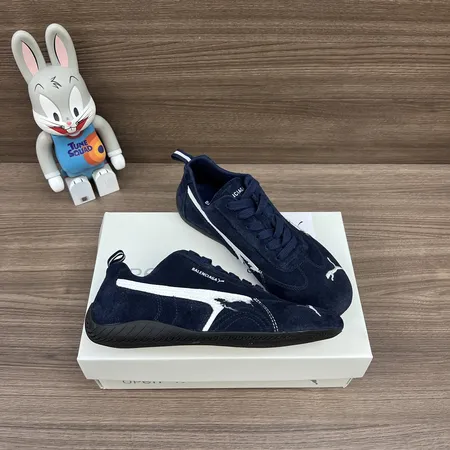 バレンシアガ カジュアルシューズ