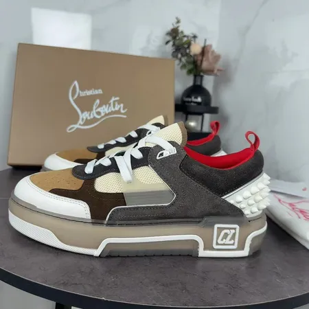 クリスチャン・ルブタン カジュアルシューズ